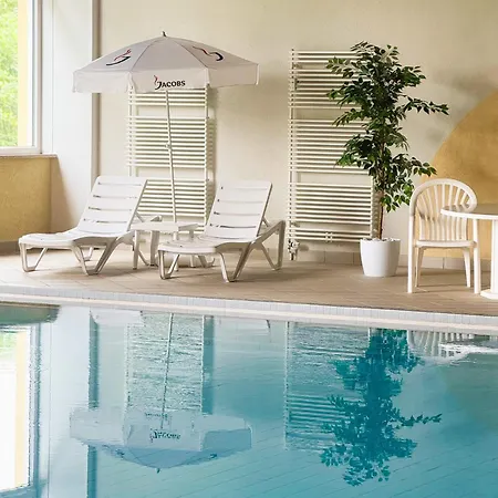 Neu Baerenberg, Panorama Sauna Pool